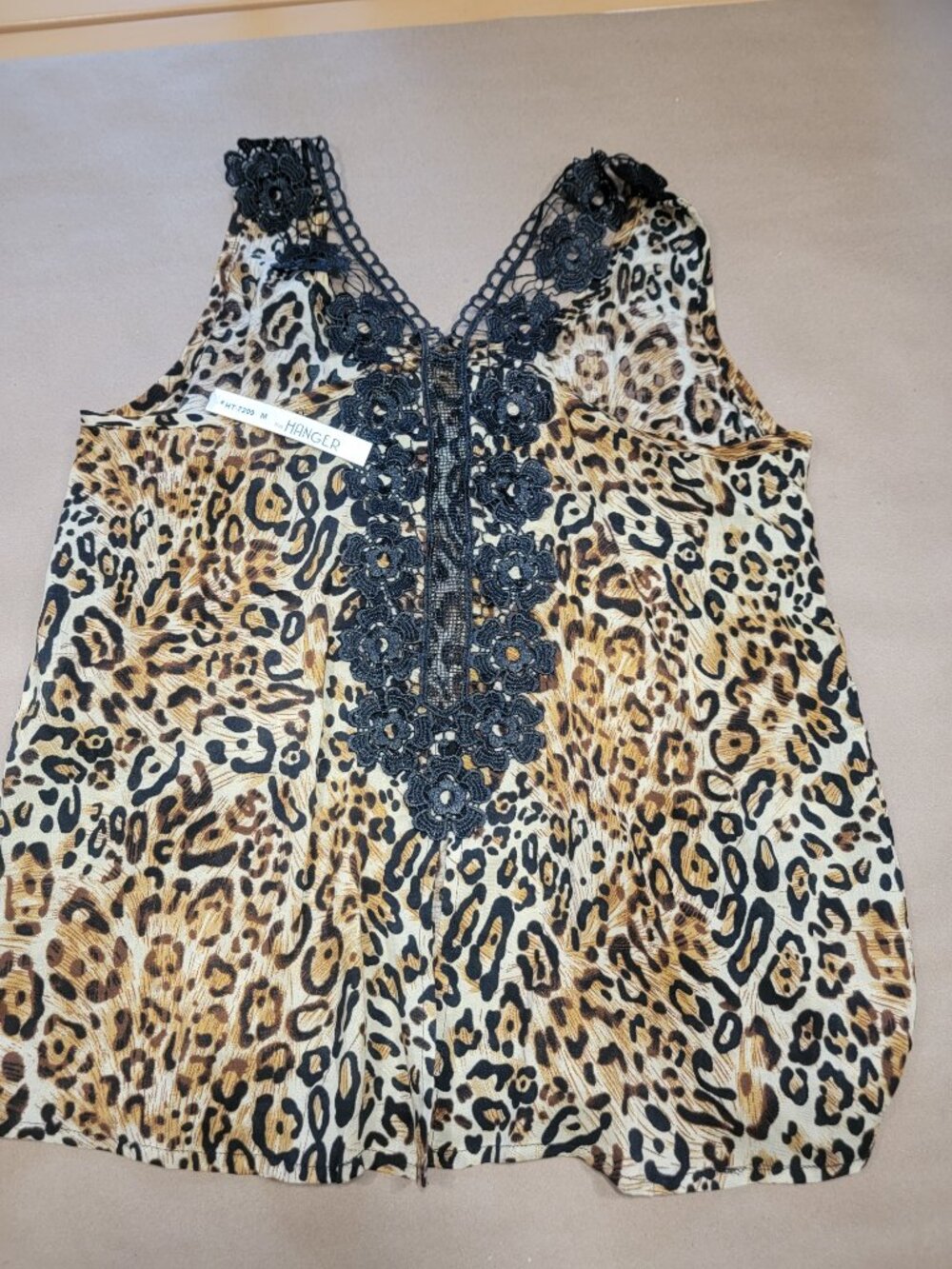 The Hanger Size M Leopard Print Tank Top with Lace Back Straps, NEW with Tag - Picture 10 of 12